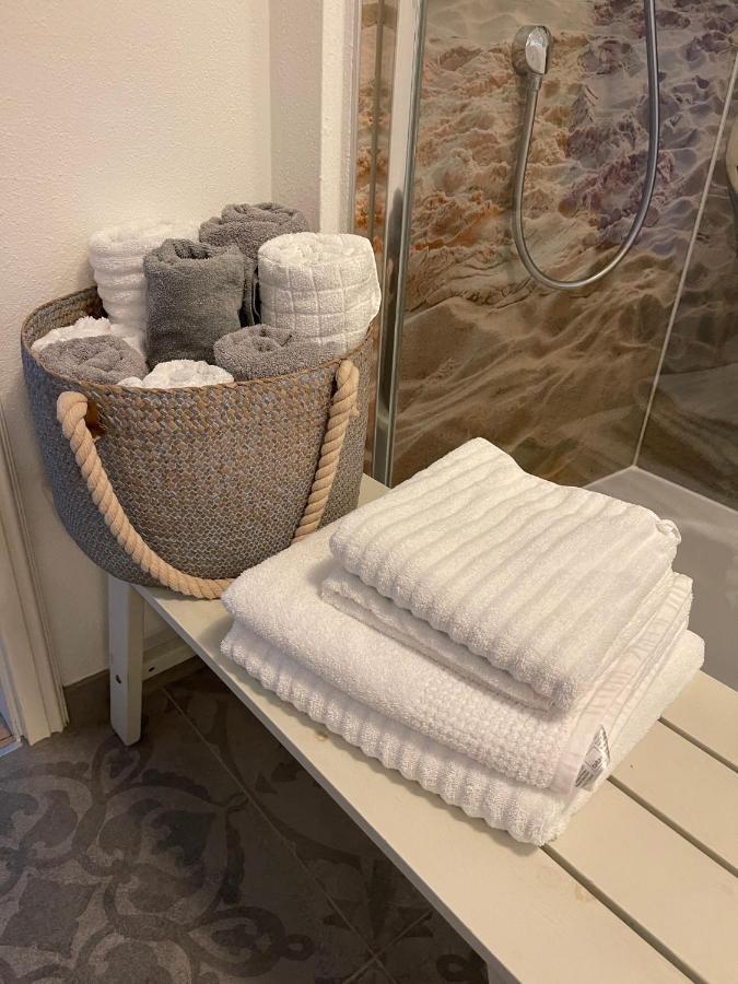 Appartment 53Qm Im Architektenhaus - 2 Schlafzimmer Mit Kueche Und Bad, Nur 2Min Von A8 - Ruhig Und Modern Иршенберг Экстерьер фото