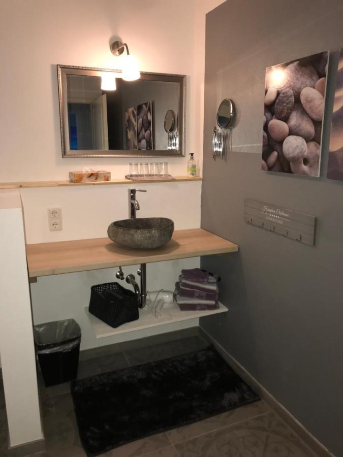 Appartment 53Qm Im Architektenhaus - 2 Schlafzimmer Mit Kueche Und Bad, Nur 2Min Von A8 - Ruhig Und Modern Иршенберг Экстерьер фото